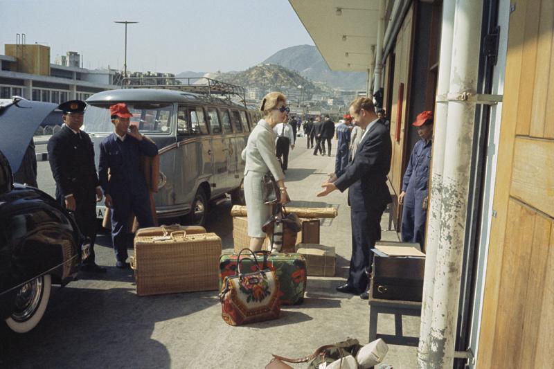 Mark Shaw Mark Shaw Tiger Morse in Suit at Airport 1962