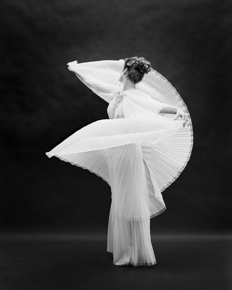 Mark Shaw Mark Shaw Vanity Fair Butterfly Robe Swirling Circa 1955