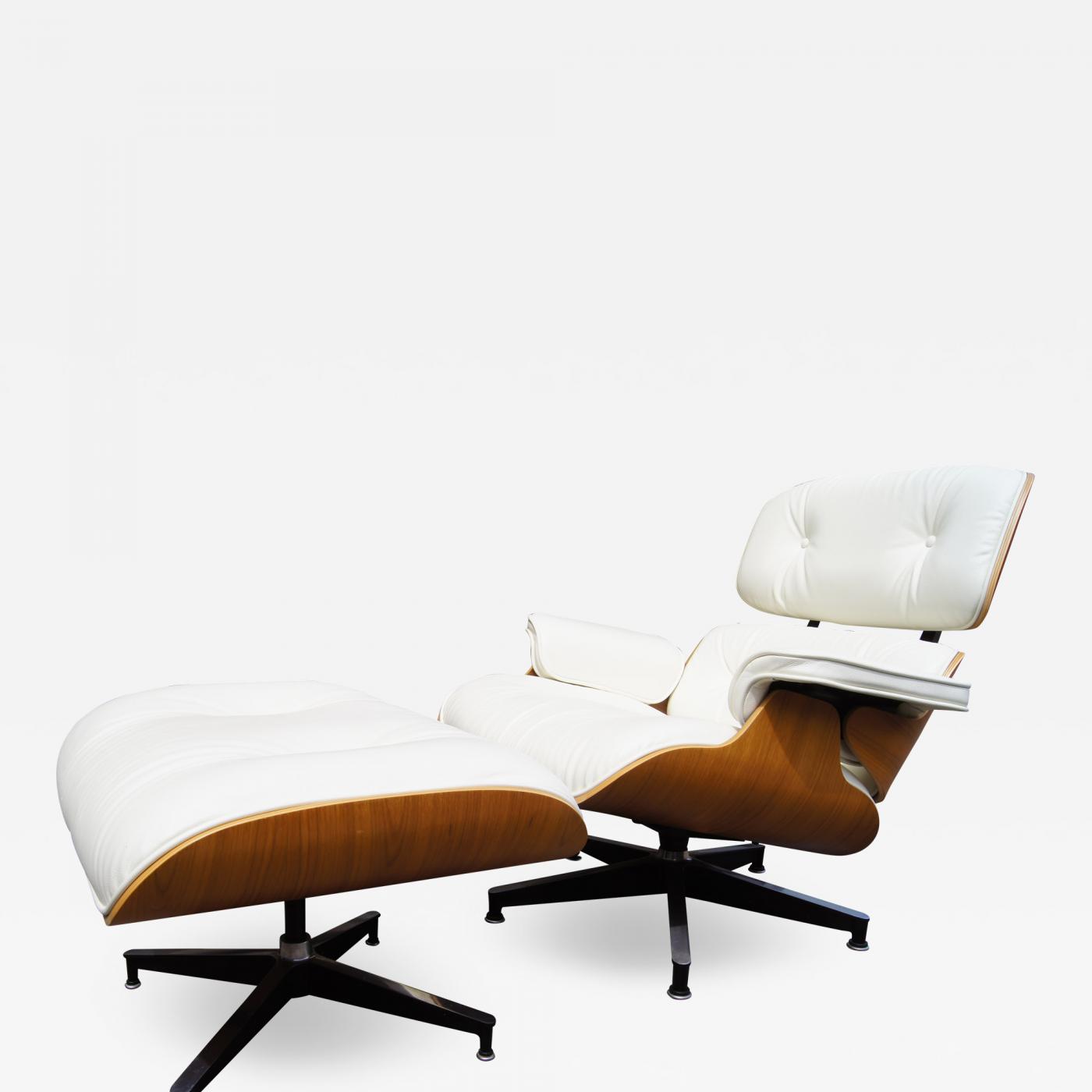 Charles & Ray Eames - White Leather Lounge Chair & Ottoman & Ray Eames for Herman Miller