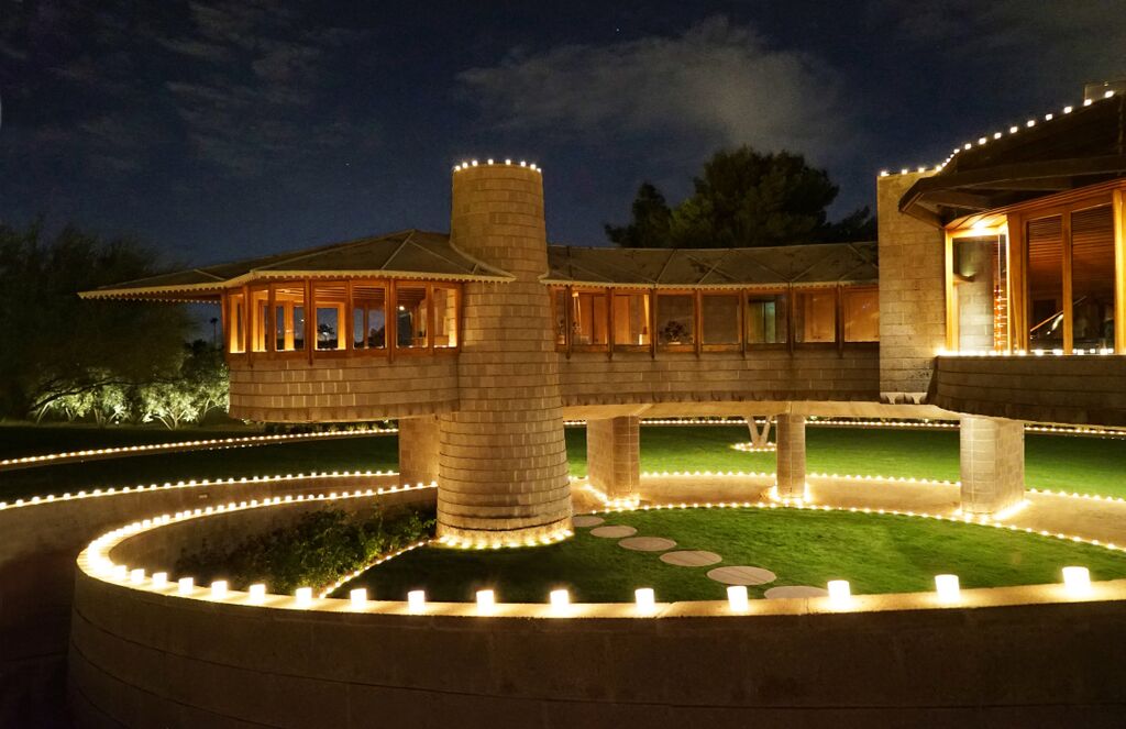 Top 11 Frank Lloyd Wright Houses You Can Tour | Incollect